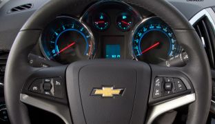 Chevrolet Cruze: седан